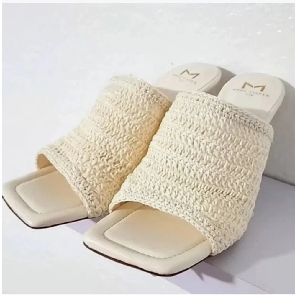 Marc Fisher woven strap